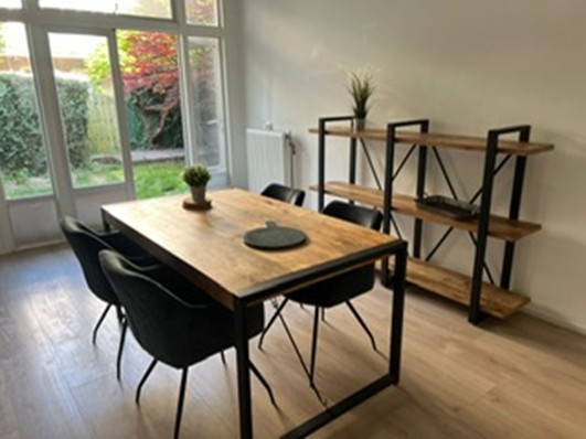 furniture-lease-Industrial-Loft-dining