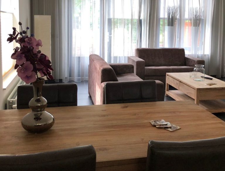 furniturelease-urban-teak-interieurstijlen-img-1